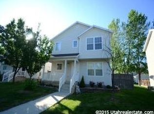 7841 N Saddleback Dr, Eagle Mountain, UT 84005