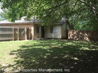 3620A Mahan St, Bryan, TX 77802