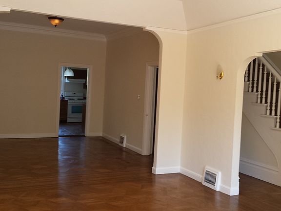 5th image of 2260 Greenwich St