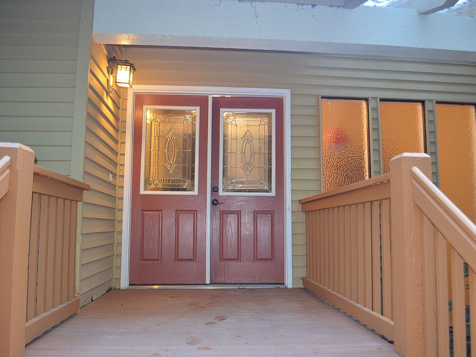 1st image of 17212 197th Ave NE
