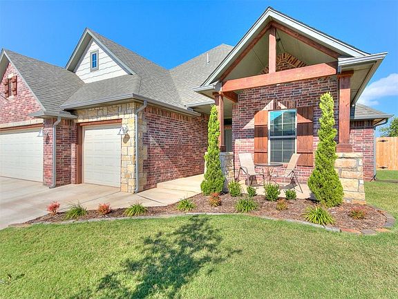 2nd image of 10616 Two Lakes Dr