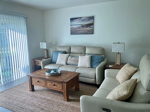 3rd image of 2820 Ocean Shore Blvd APT 25