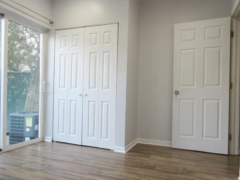 4628 Melrose St — Photo 19