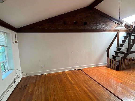 2nd image of 1176 S 11th St Floor 3