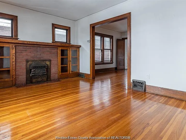 533 Moy Ave #LOWER — Photo 3