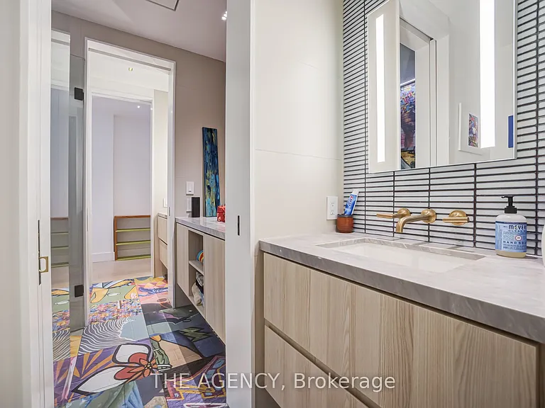 15 Albemarle Ave — Photo 17