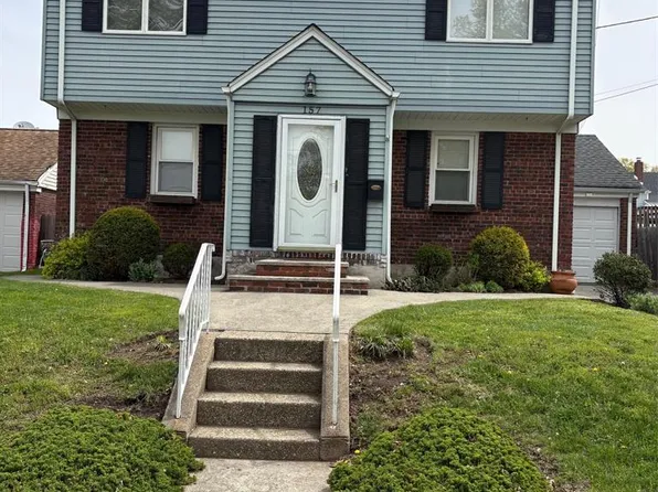 157 N Queen St, Bergenfield, NJ 07621