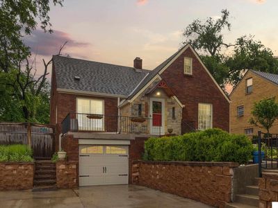 2220 S 60th St, Omaha, NE, 68106