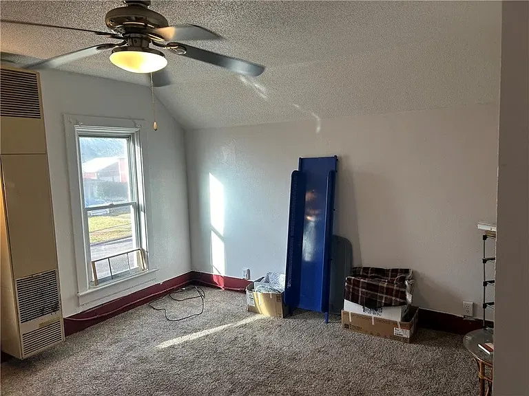 452 N Franklin St #2 — Photo 4
