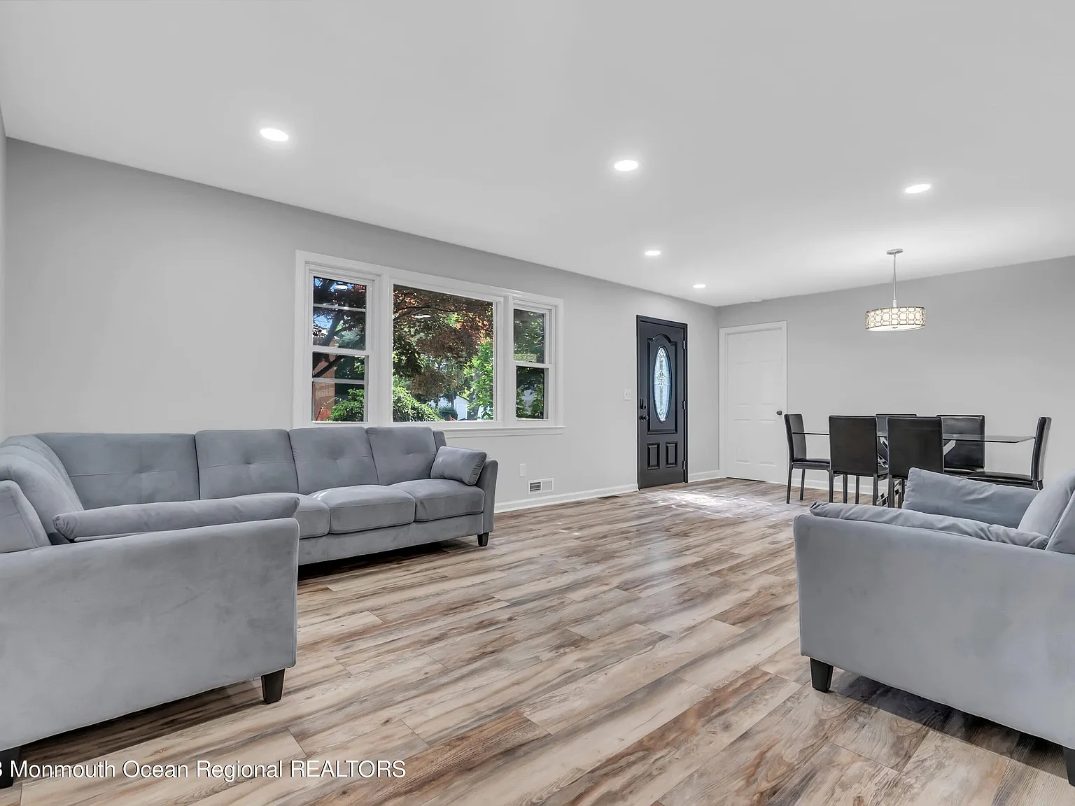 4 bed, 1456 sqft, $3,900 — Photo 4