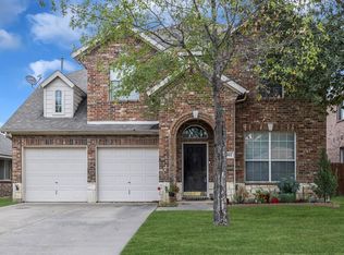 1902 Park Manor Ct, Euless, TX 76039