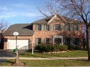 280 Millington Ln, Aurora, IL