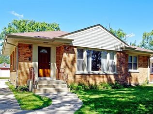 6322 N Kedvale Ave, Chicago, IL 60646