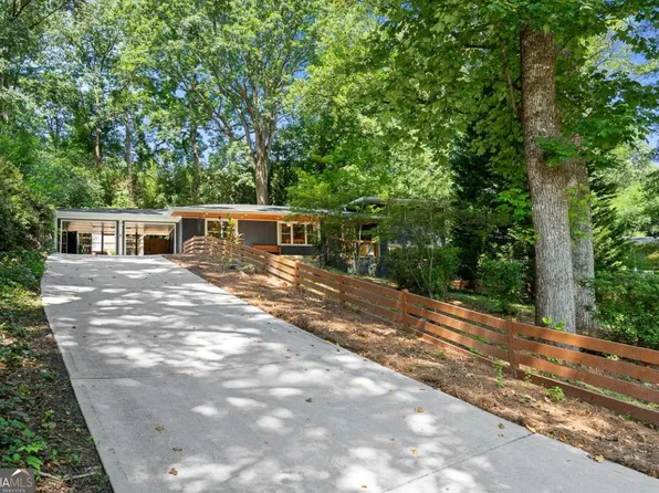 3223 Embry Cir, Chamblee, GA 30341