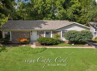 12315 Cape Cod Dr, Saint Louis, MO