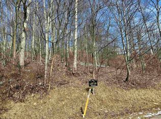 108 Iris Ln, Morgantown, WV 26501