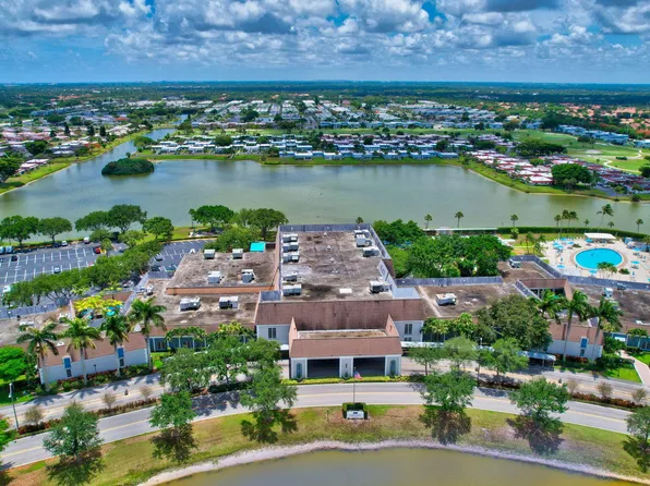 89 Flanders Trl #B, Delray Beach, FL 33484
