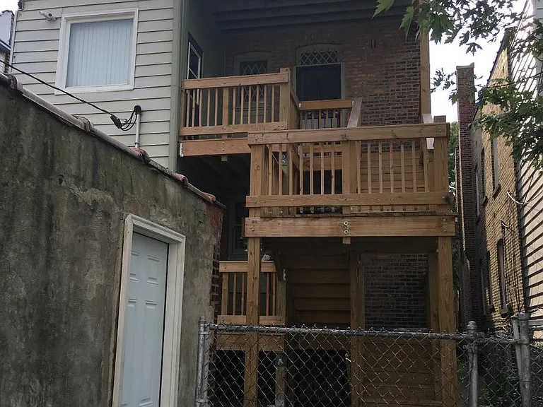 8045 S Champlain Ave #1 — Photo 13