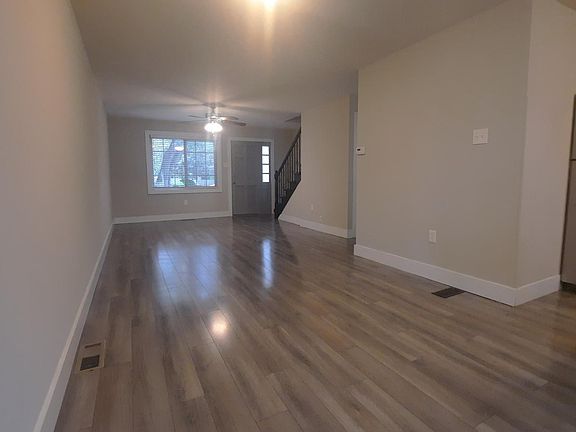 Living / dining area