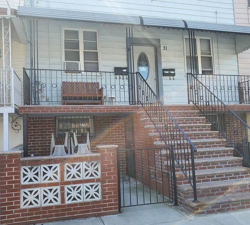 1st image of 31 Bay 14 St