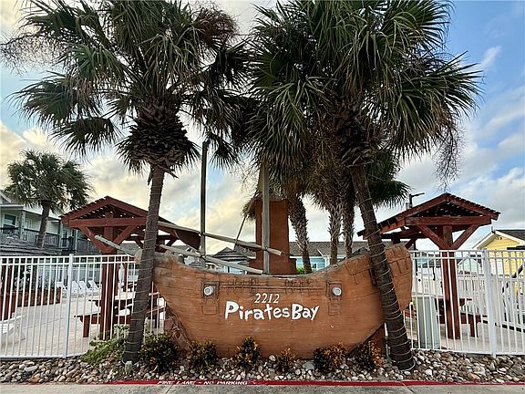 2nd image of 2212 State Highway 361 Unit 221