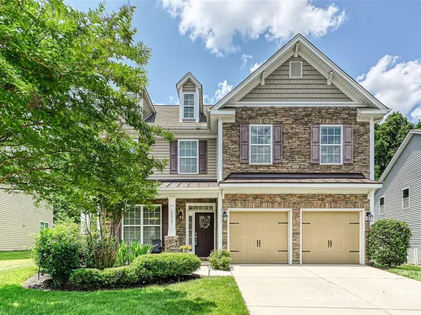 10817 Bere Island Dr, Charlotte, NC 28278