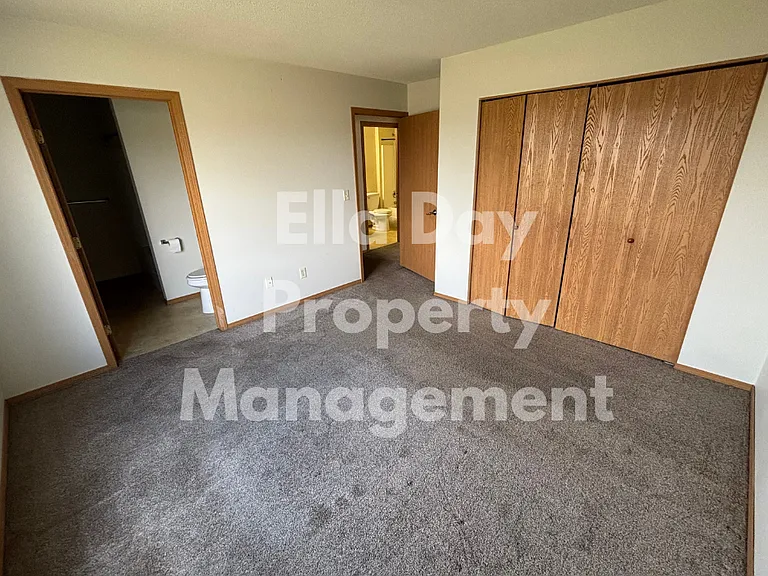 2520 E Conquest St — Photo 12