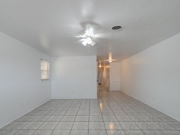5th image of 4432 29th St Unit B