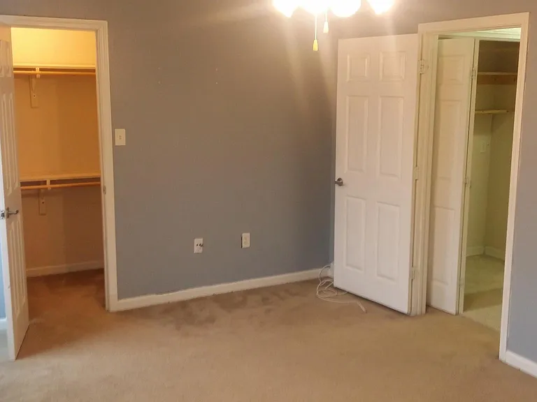23616 Wellington Ave — Photo 12