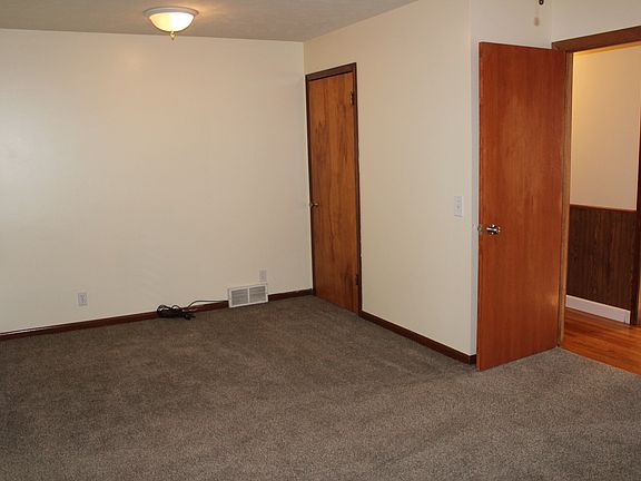 5th image of 800 N 21st St