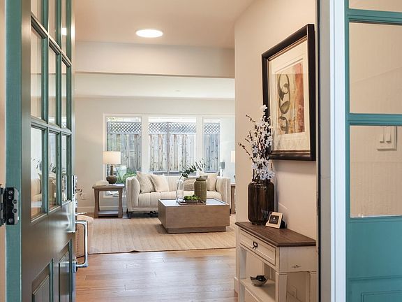 2nd image of 1367 Bobolink Cir