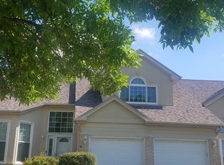 695 Aspen Dr, Romeoville, IL 60446