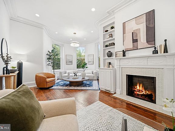 2nd image of 1229 O St NW
