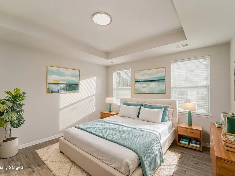 701 Hicklin Dr — Photo 10