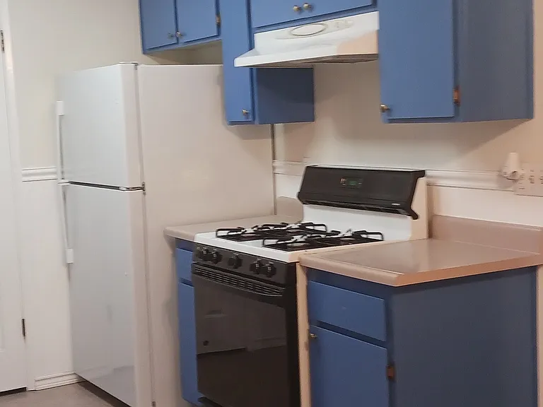 636 Cappella Dr — Photo 3