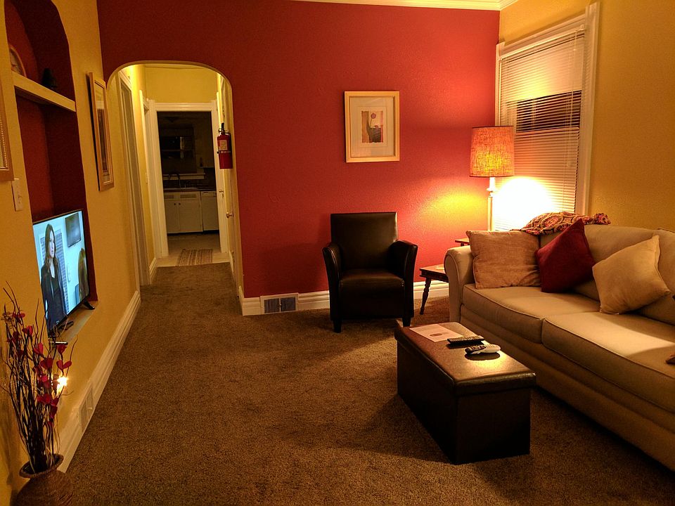 Lower - Living room