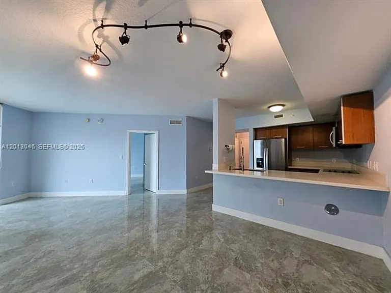 9055 SW 73rd Court Rd #1008 — Photo 10
