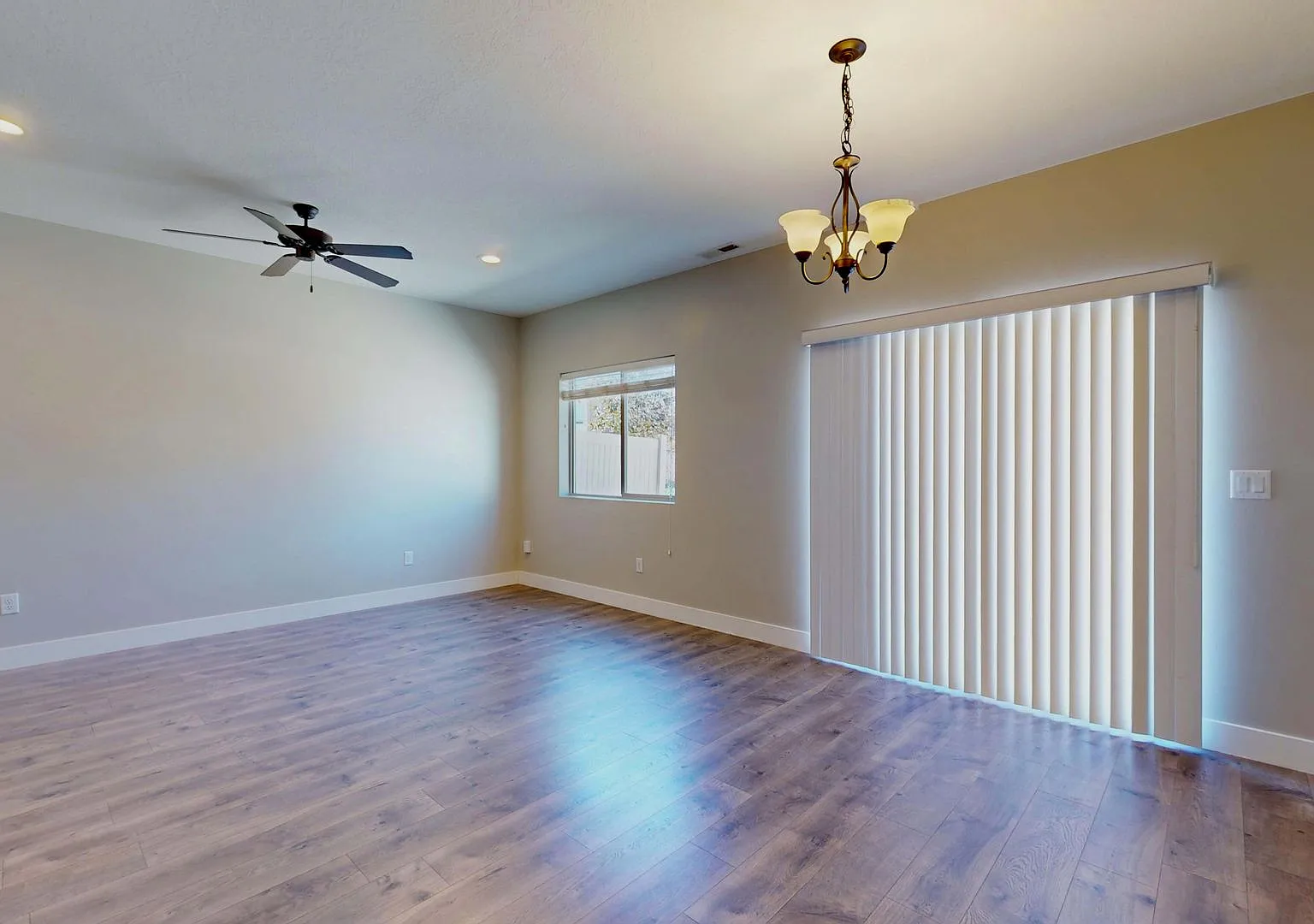 3 Bedroom Meadowcrest Townhome — Photo 3