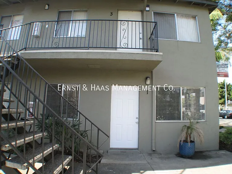 230 E Hullett St #1 — Photo 2