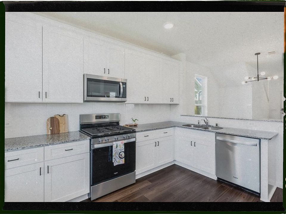 2nd image of 25919 Chicory Dr