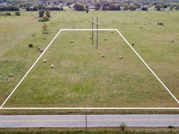 2nd image of 20078 S 4120th Rd