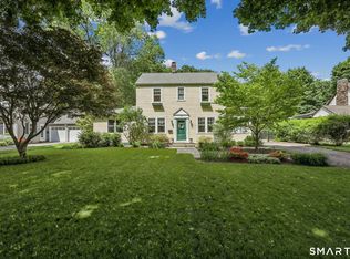 17 Ridge Road, Danbury, CT 06810