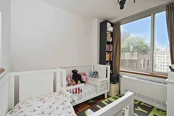 Sold by Boulevard Residentials | media 13