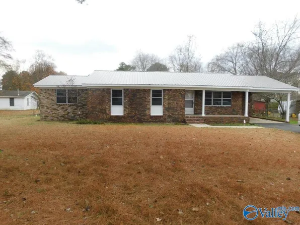 1232 Bethsaida Rd, Boaz, AL 35957