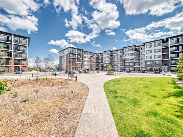 395 W Skyview Pkwy NE #1505, Calgary, AB T3N 1Z7