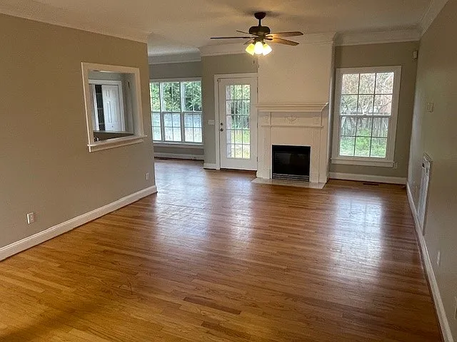 3 bed, 1622 sqft, $2,195 — Photo 3