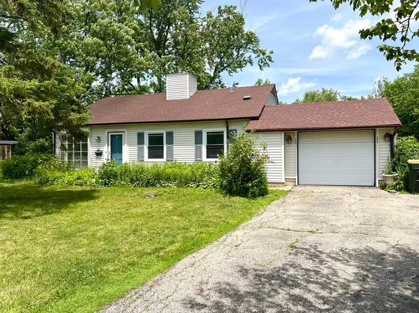 329 Cherry Ct, Glenview, IL 60025
