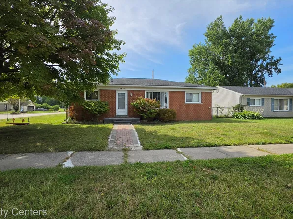 33431 Farmington Ct, Westland, MI 48185