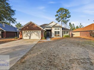 217 Slayton Cir, Hinesville, GA 31313