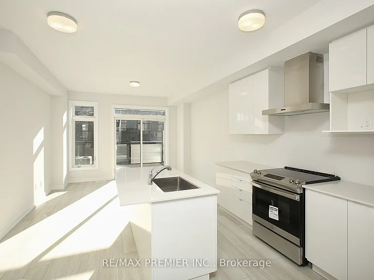 128 Brockley Dr — Photo 9